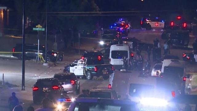 Texasda atışma: 3 ölü, 8 yaralı
