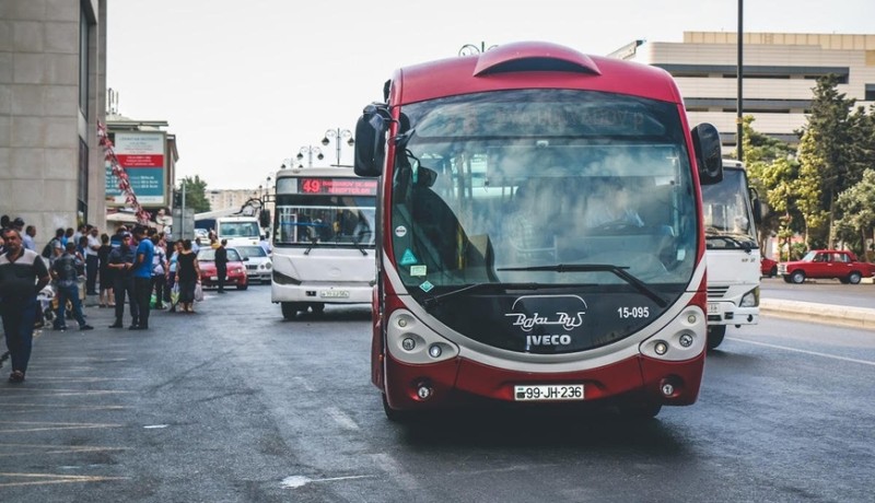 164 avtobus TIXACDA qalıb