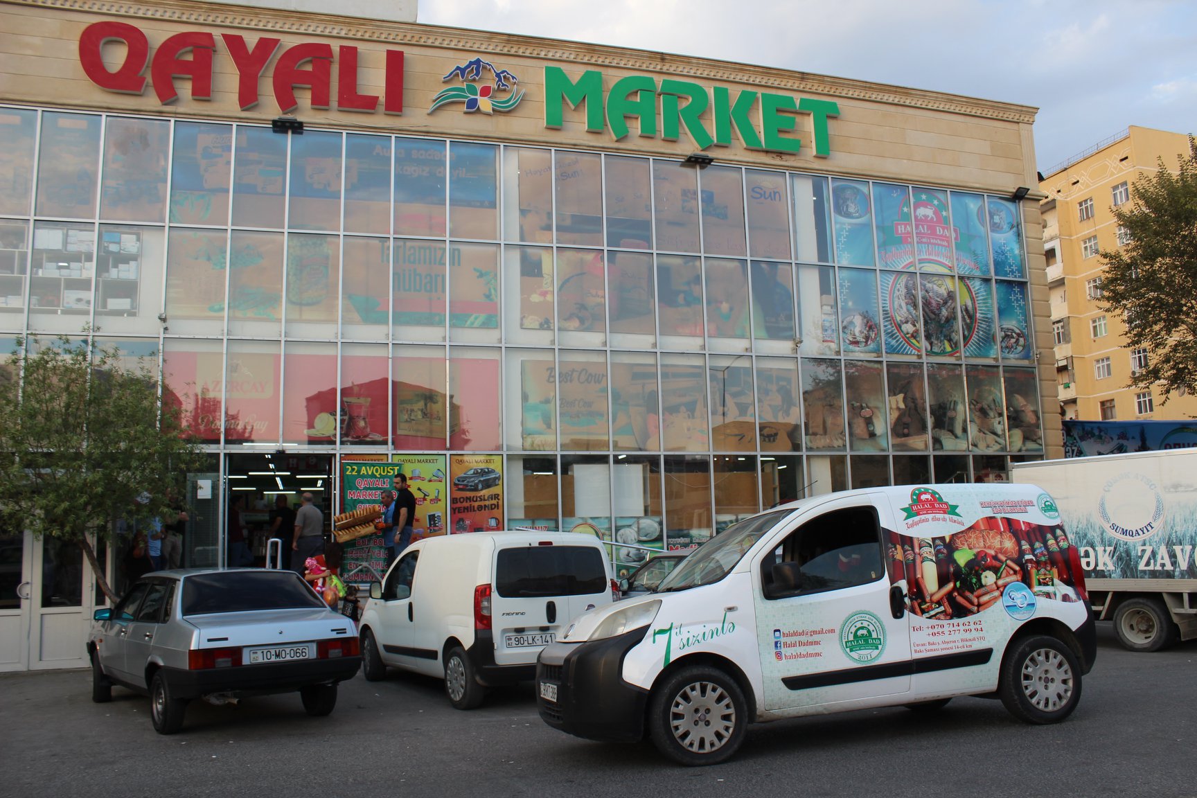 “Qayalı”da yeyinti - Menecer həbs olundu