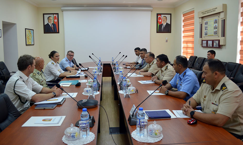 Bakıda NATO-nun ekspert heyəti ilə görüş keçirildi