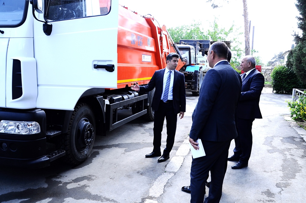 İcra başçısı yeni texnika və avadanlıqlara baxış keçirib - FOTO