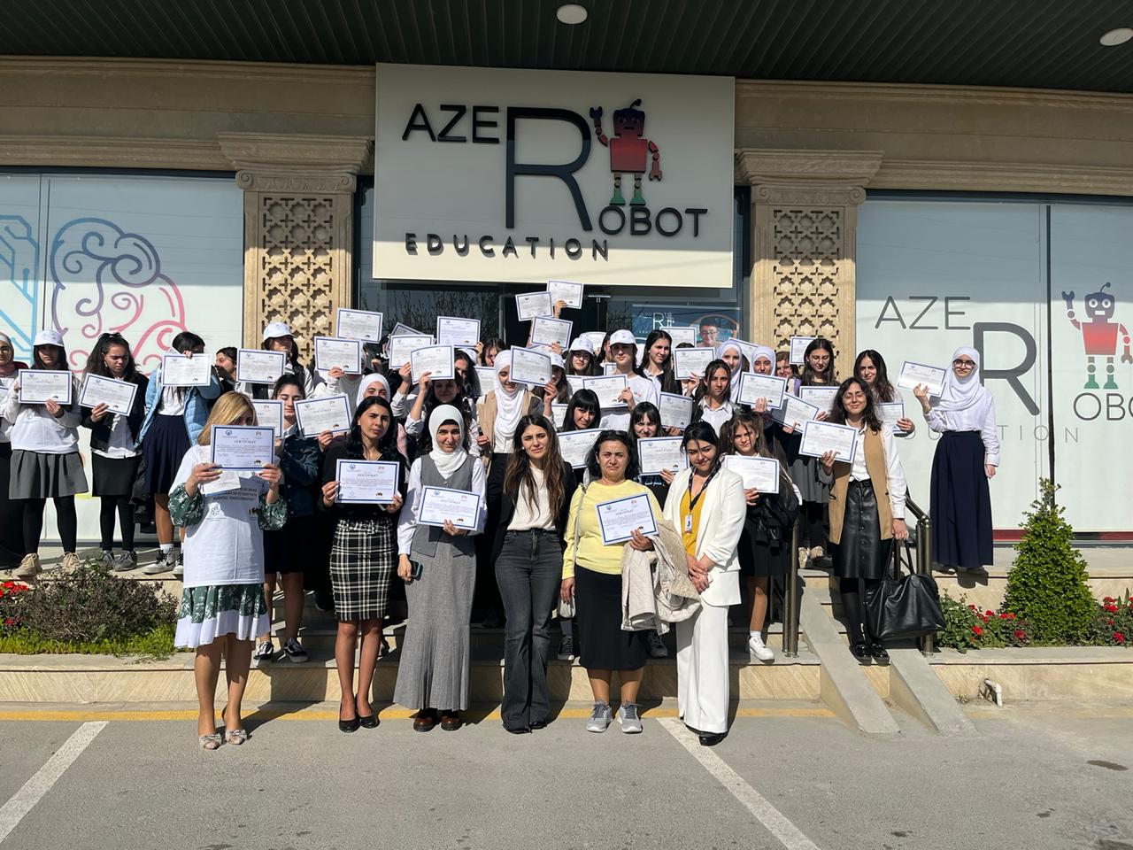 300-dən artıq gənc xanıma təlim keçildi - FOTOLAR