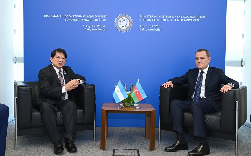 Ceyhun Bayramov həmkarı ilə görüşdü