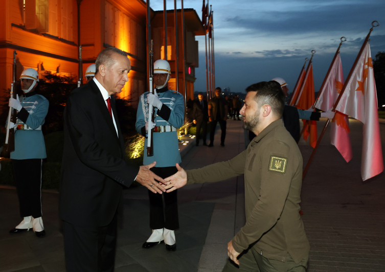 Ərdoğanın Zelenski ilə görüşü başa çatdı - YENİLƏNİB