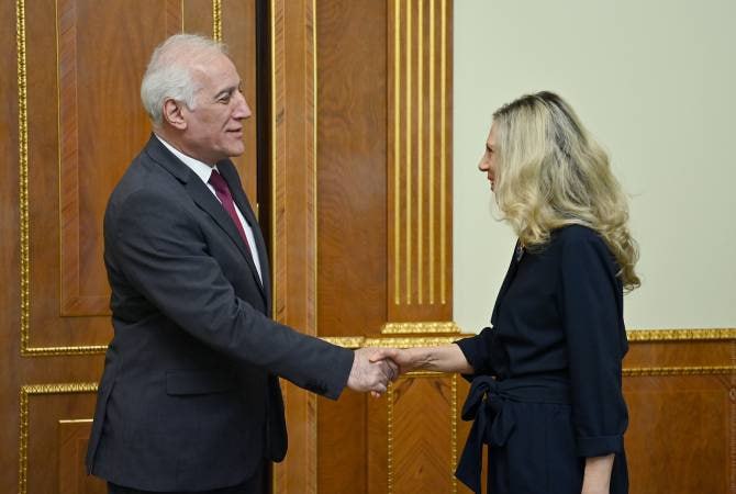 Misir səfiri Ermənistan prezidenti ilə görüşdü