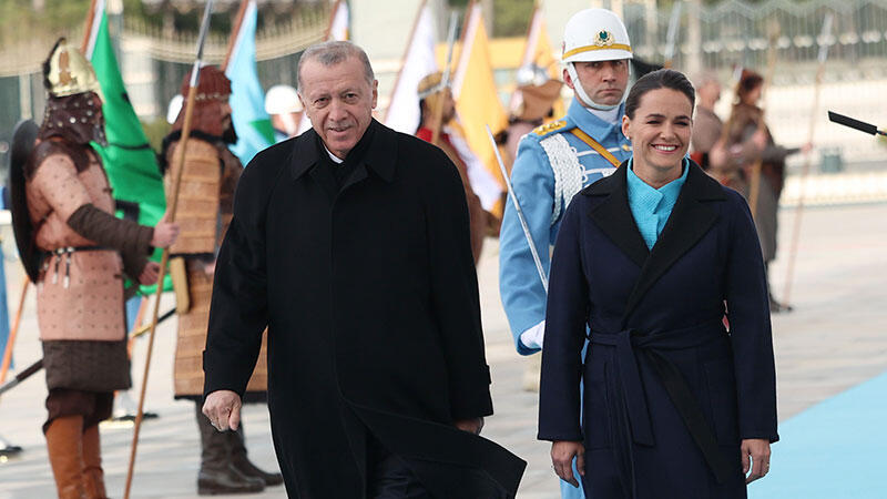 Macarıstan prezidentindən Ərdoğana dəstək - Alqışlayıram