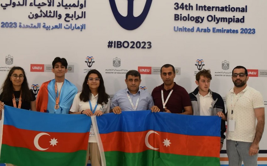 Məktəblilərimiz BƏƏ-də medallar qazandı