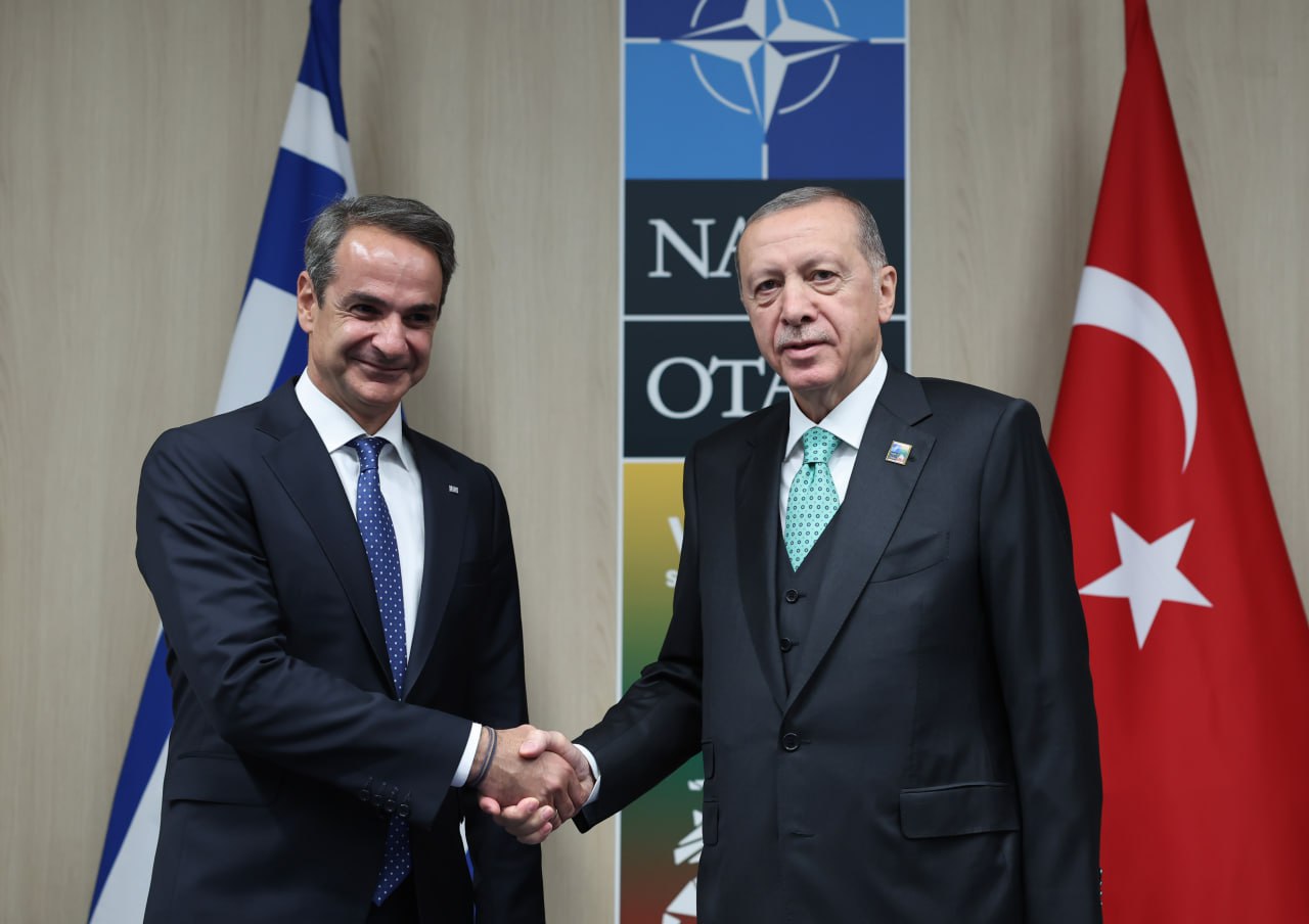 Ərdoğan Miçotakislə görüşdü