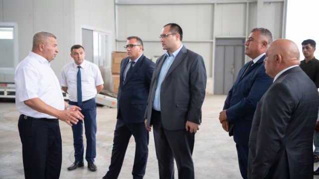 Nazir fermerlərlə görüş keçirib - FOTOLAR