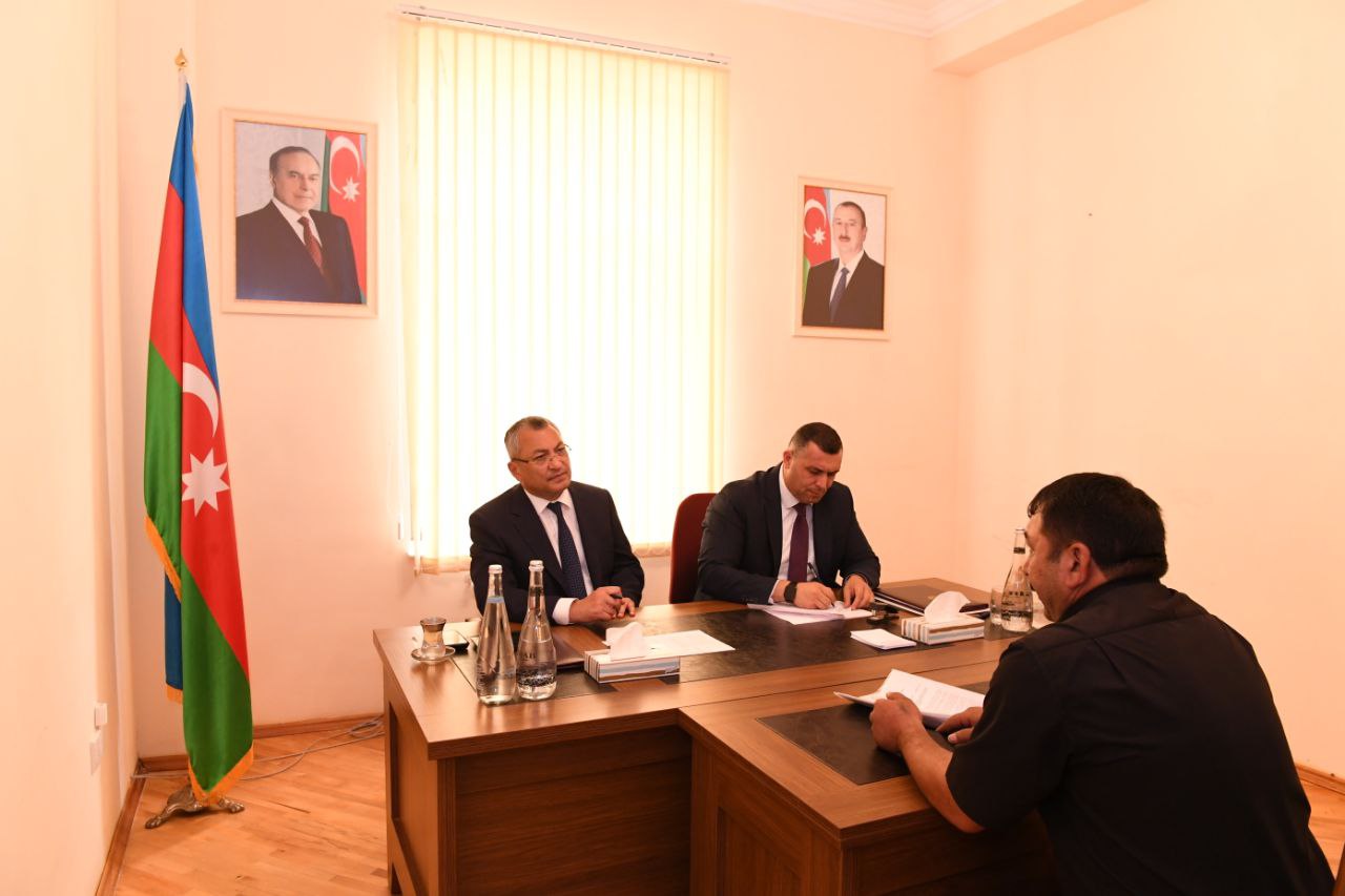 Komitə sədri Daşkəsəndə vətəndaşları qəbul edib - FOTOLAR