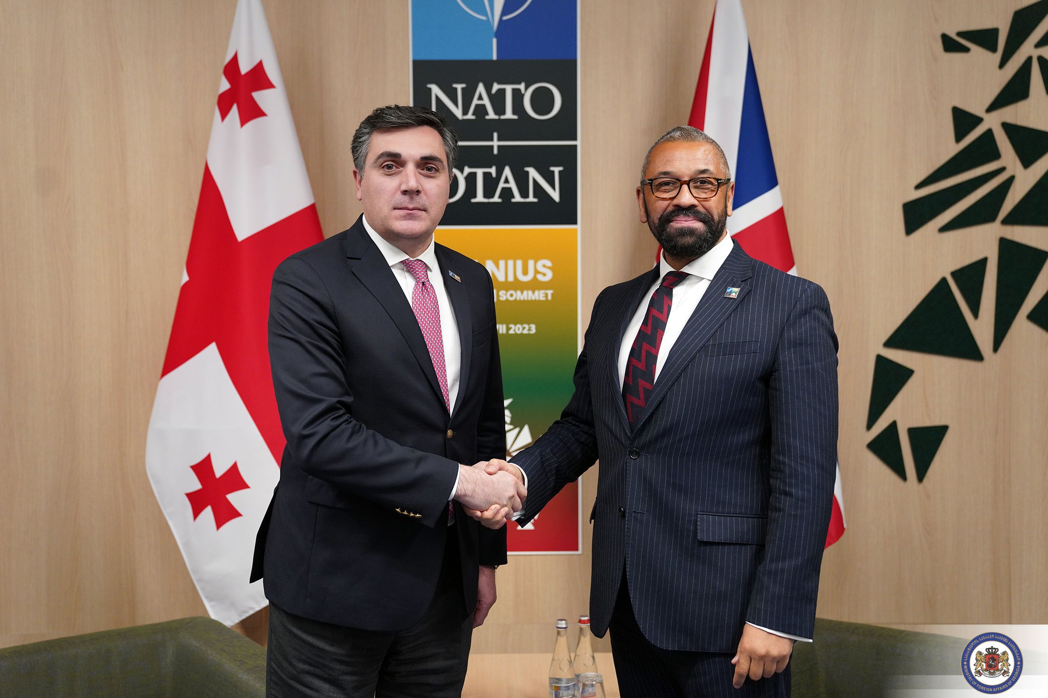 Gürcüstan və Britaniya XİN başçıları görüşdü