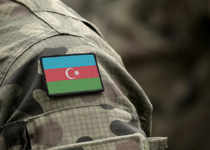 Əsgər intihar etdi - Cinayət işi açıldı
