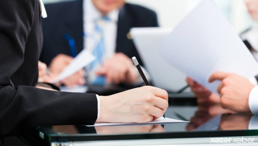 Dövlət qurumlarında vakant vəzifələr müsahibəyə çıxarıldı