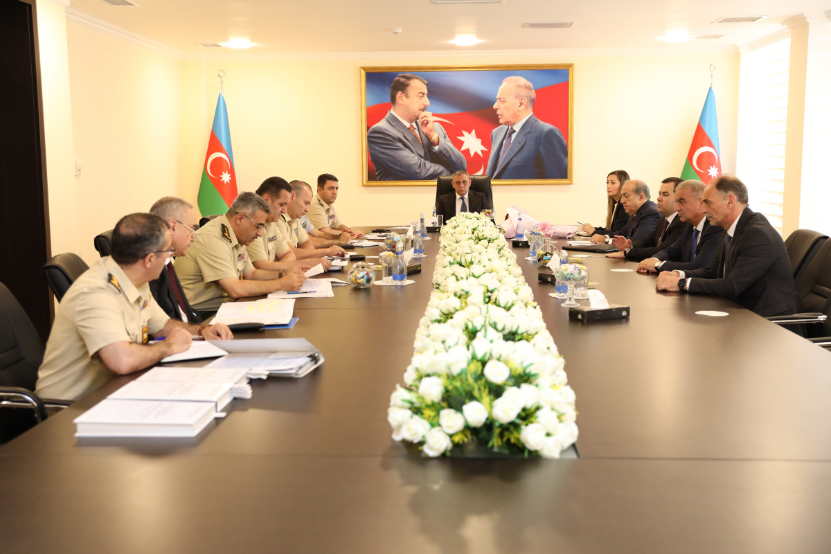 Dövlət Xidmətinin rəisi iclas çağırdı - VİDEO