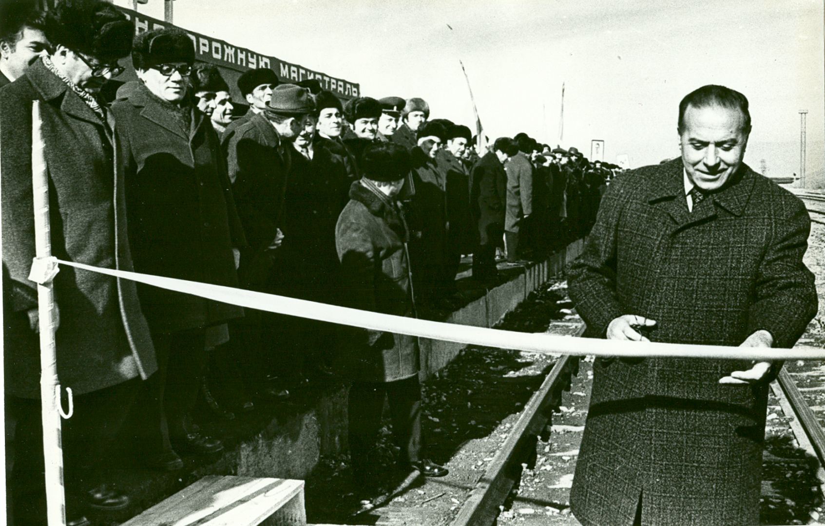 Heydər Əliyevin reallaşan arzusu - Azərbaycan dünyanın qovşağında