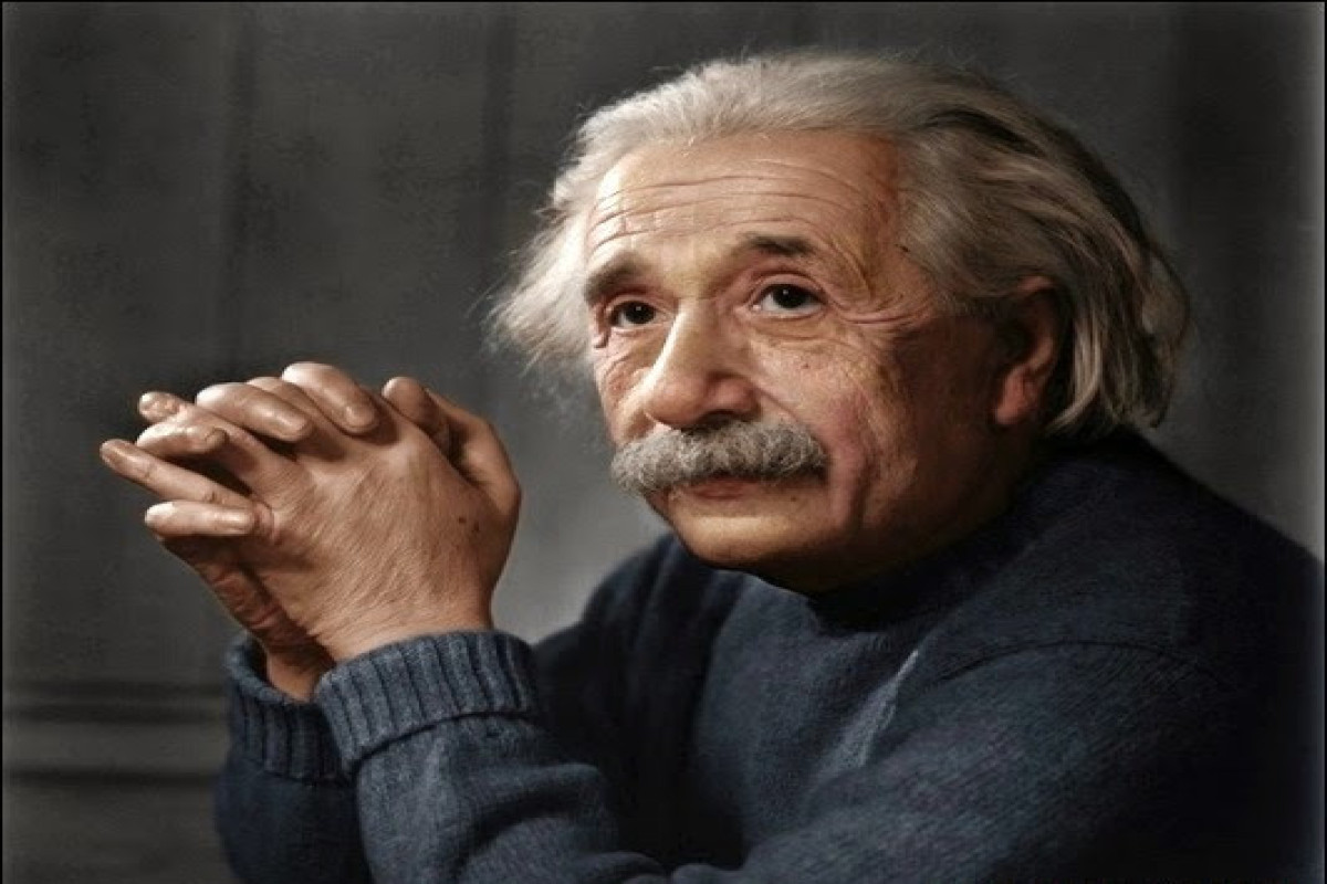 Eynşteynin kağızları rekord qiymətə satıldı - FOTO