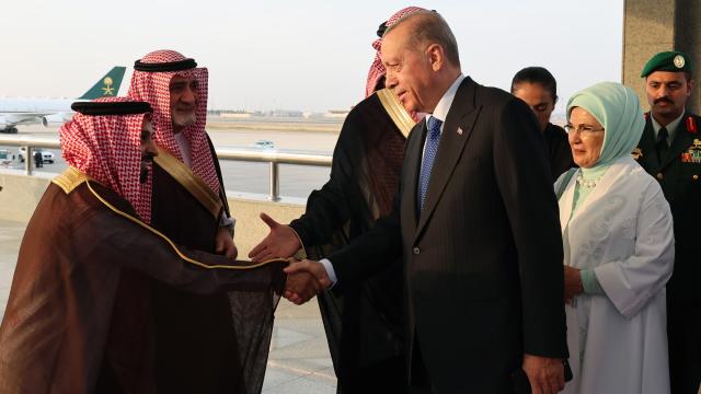 Ərdoğan Səudiyyədə səfərdədir