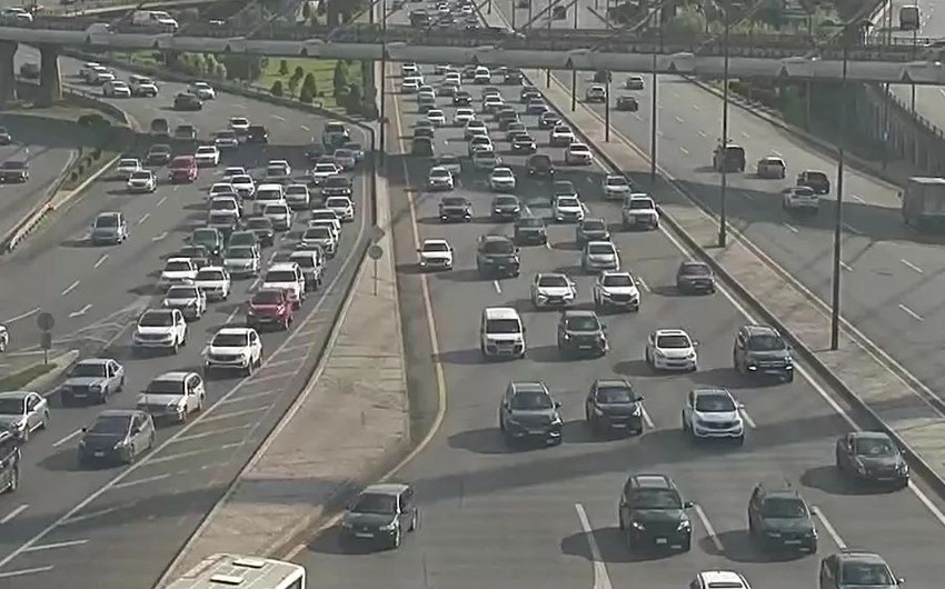 Hazırda tıxac olan yollar - SİYAHI