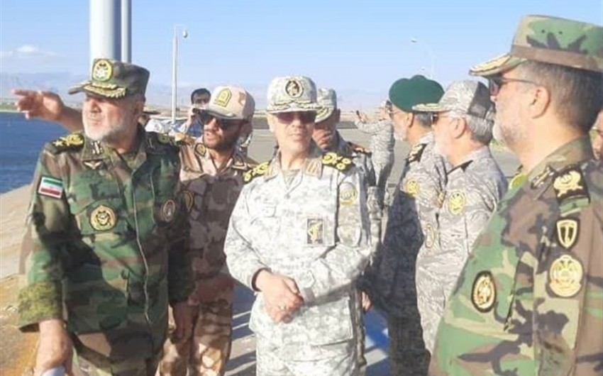 İranın Baş Qərargah rəisi Azərbaycanla sərhəddə - FOTO