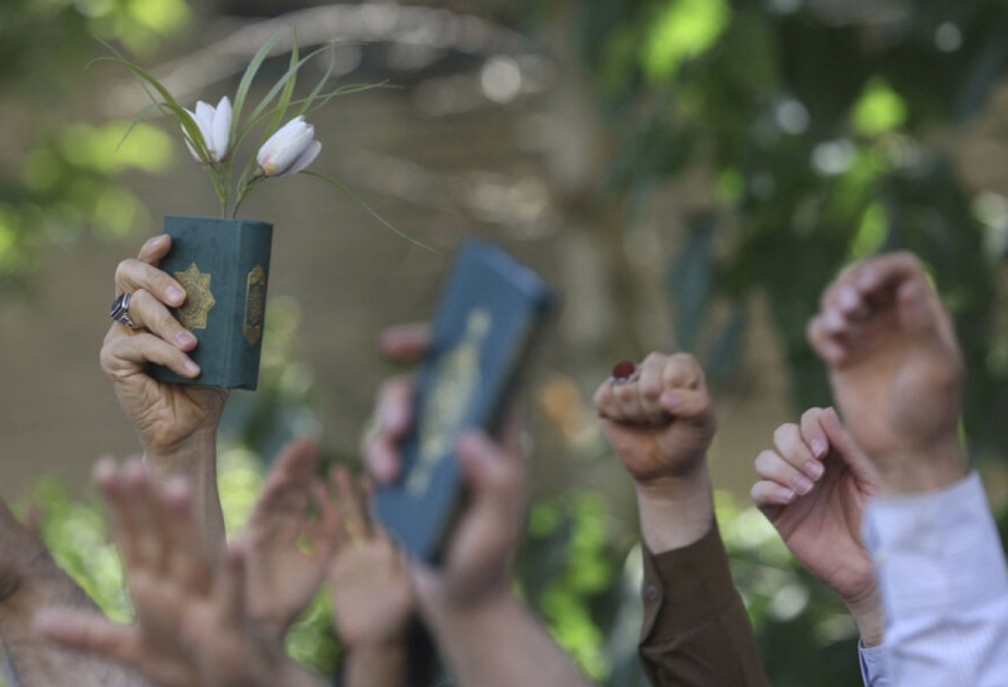 Bu ölkədə də Quran yandırıldı