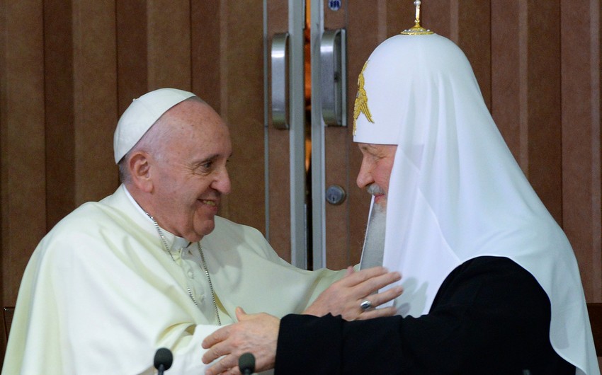 Papa rus patriarxla GÖRÜŞMƏK İSTƏYİR