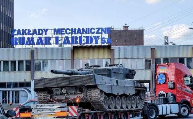 Polşada Ukrayna tanklarının təmirinə başlanılıb 
