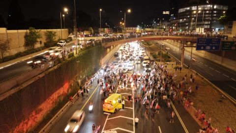 İsraildə kütləvi etirazlar davam edir - Polis sərt tədbirlər gördü