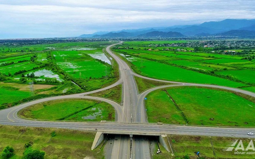 Azərbaycandan İran sərhədinədək yeni yol çəkilir