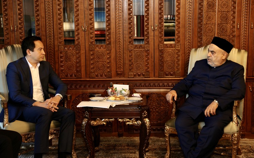 Şeyx Qazaxıstanın Azərbaycandakı yeni səfiri ilə görüşdü
