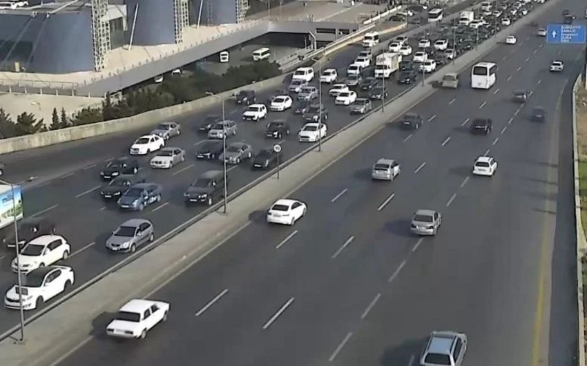 Hazırda tıxac olan YOLLAR