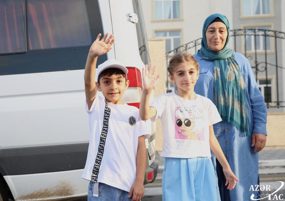 Daha 16 ailə Laçına qayıdır - FOTOLAR