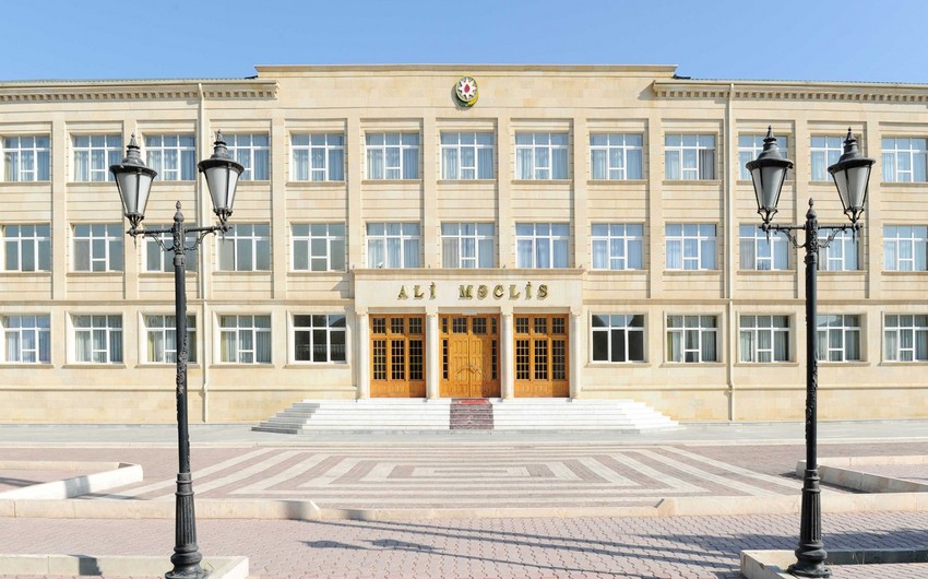 Naxçıvanın büdcə layihəsi növbədənkənar sessiyaya çıxarılır