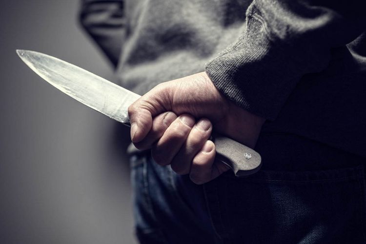 Arvadını amansızlıqla qətlə yetirən şəxsin məhkəməsi başlayır 
