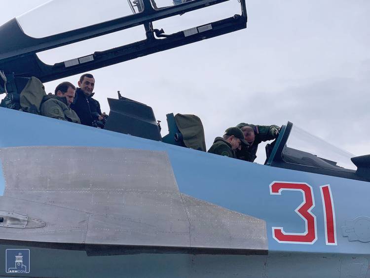 SU-30-ların alınması üçün büdcədən bir qəpik də xərclənməyib - Tonoyan