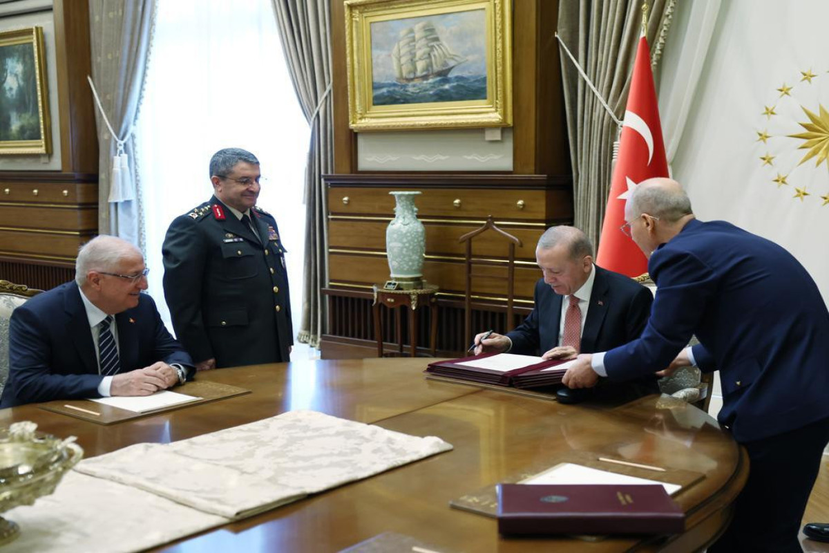 Türkiyədə yeni Baş Qərargah və komandan TƏYİNATLARI