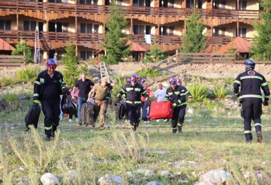 Gürcüstanda təbii fəlakət qurbanlarının sayı 6 nəfərə çatıb