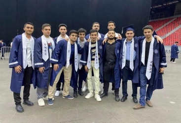 UNEC-in 8 məzunu nüfuzlu ali məktəblərdə təhsil alacaq 