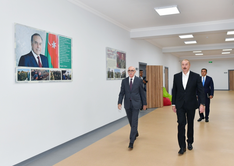 Şəmkirdə məktəb-liseyin yeni binası açıldı - FOTOLAR