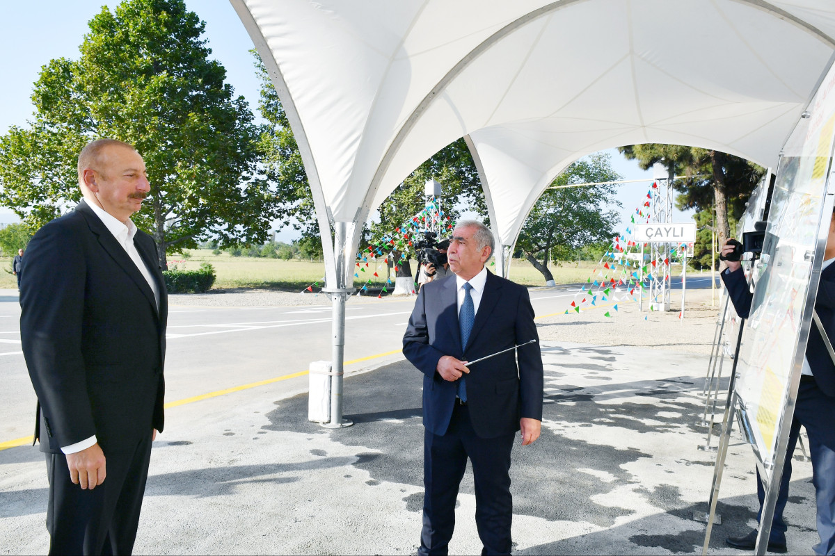 Prezident Qarapapaq-Çaylı yolunun açılışında