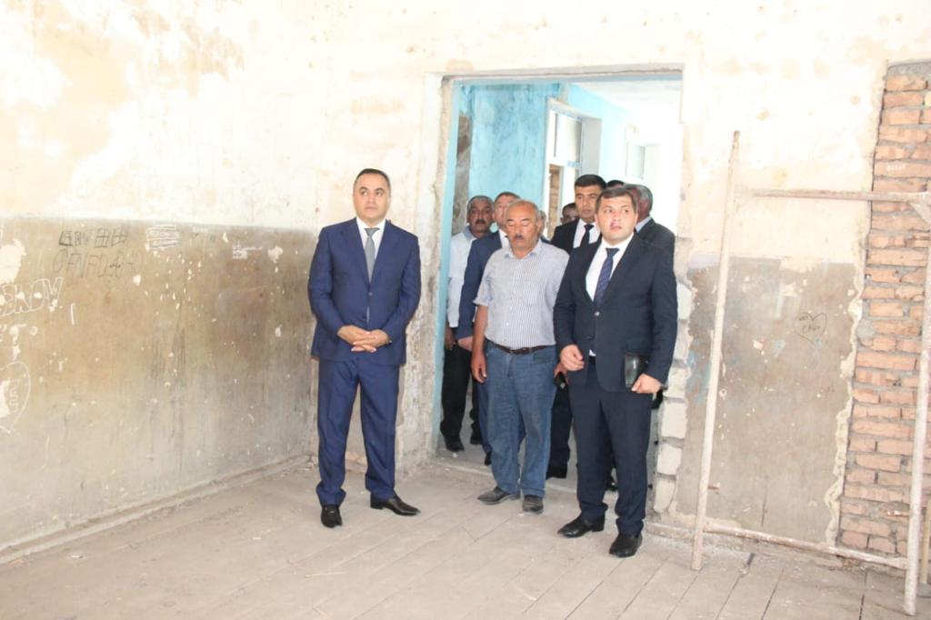 İcra başçısı kənd məktəbində görülən işlərlə tanış oldu - FOTO