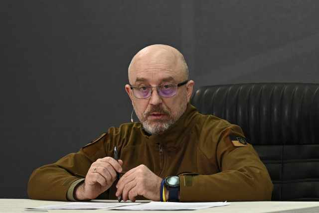 Zelenski müdafiə nazirini dəyişdirmək istəyir