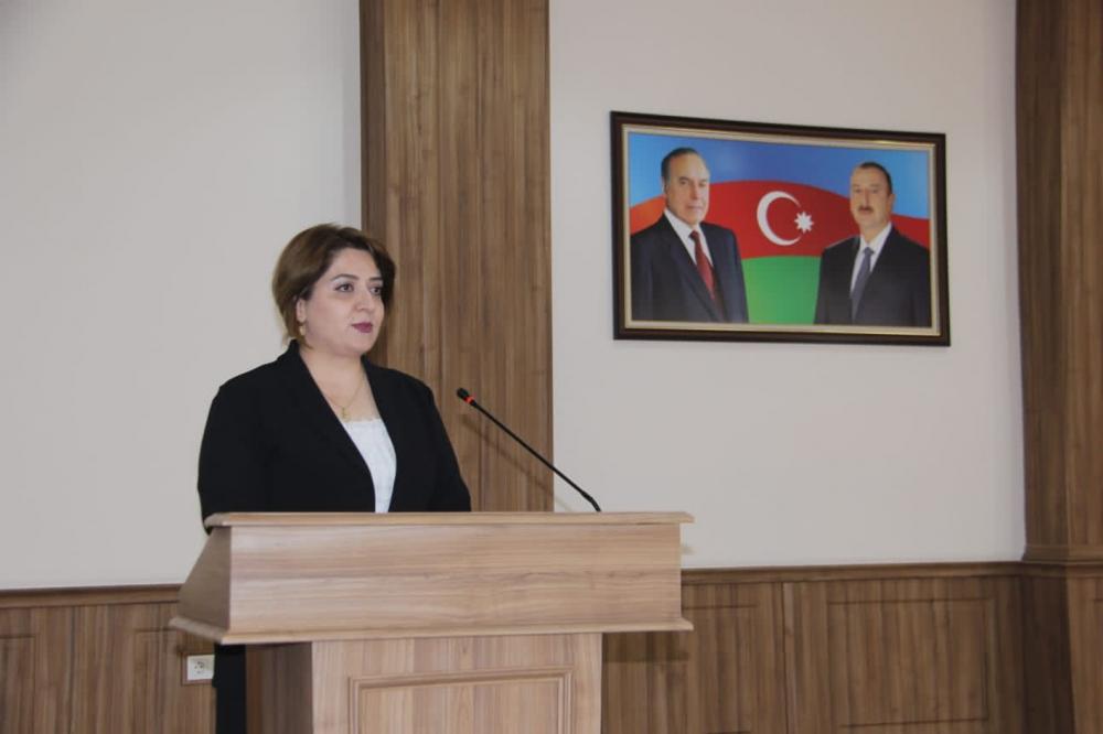 Nazir müavini işdən çıxarıldı 
