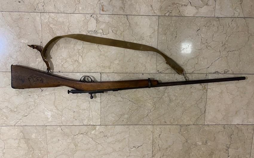 Qanunsuz saxlanılan 36 tüfəng götürülüb