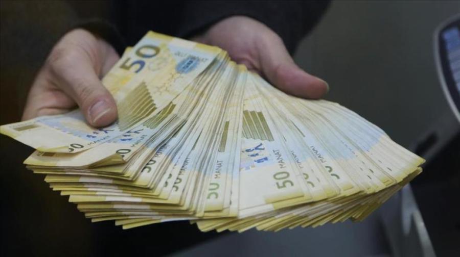 Əhalinin gəlirləri 15%-ə yaxın artıb