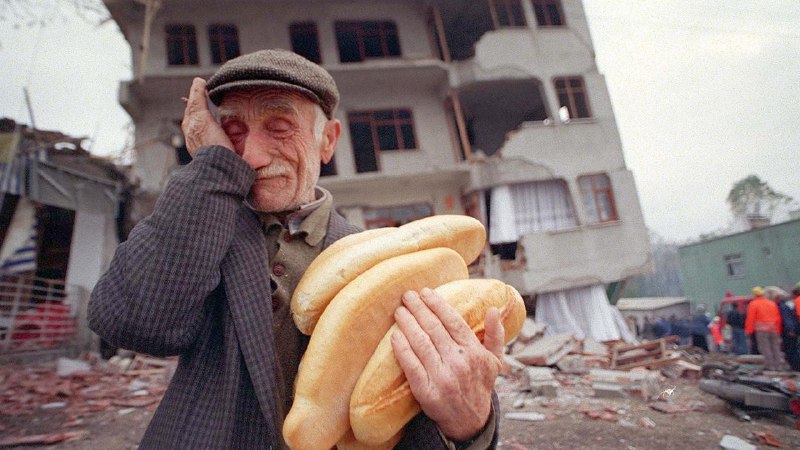 18 min insanın həyatına son qoyan zəlzələnin 24-cü ili - FOTOLAR