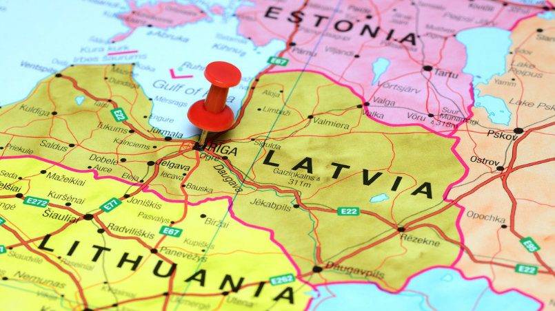 Latviya hökuməti buraxıldı