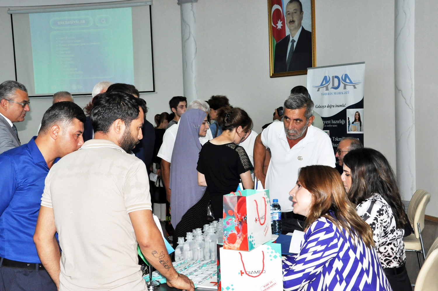 Pirallahı rayonunda əmək yarmarkası keçirildi - FOTOLAR