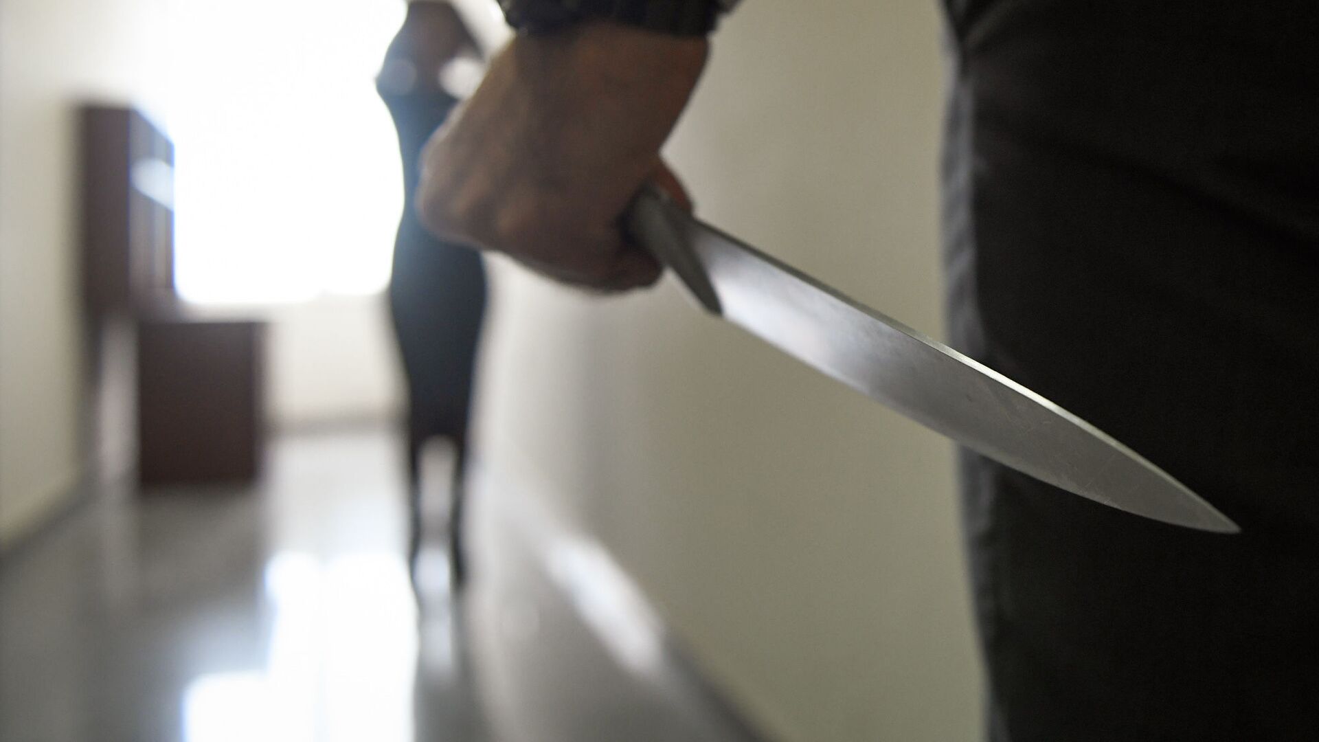 Arvadını öldürən şəxsin məhkəməsi başlayır