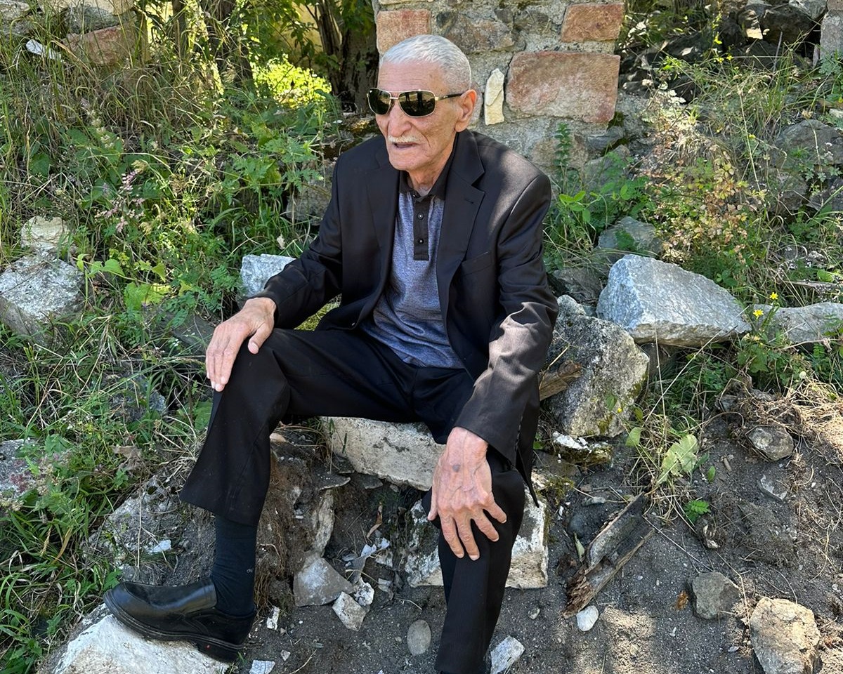 82 yaşlı Eldar dayı 30 ildən sonra doğma Kəlbəcərdə - FOTO+VİDEO