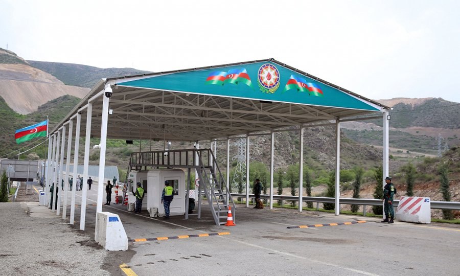 200-dən çox erməni 